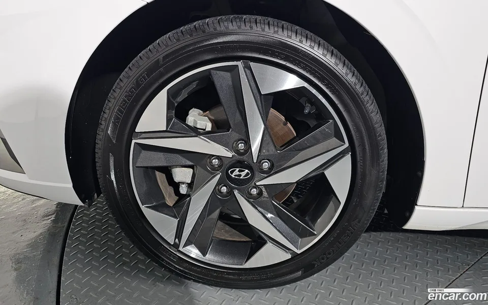 Hyundai Avante 1.6 2022 — миниатюра 5