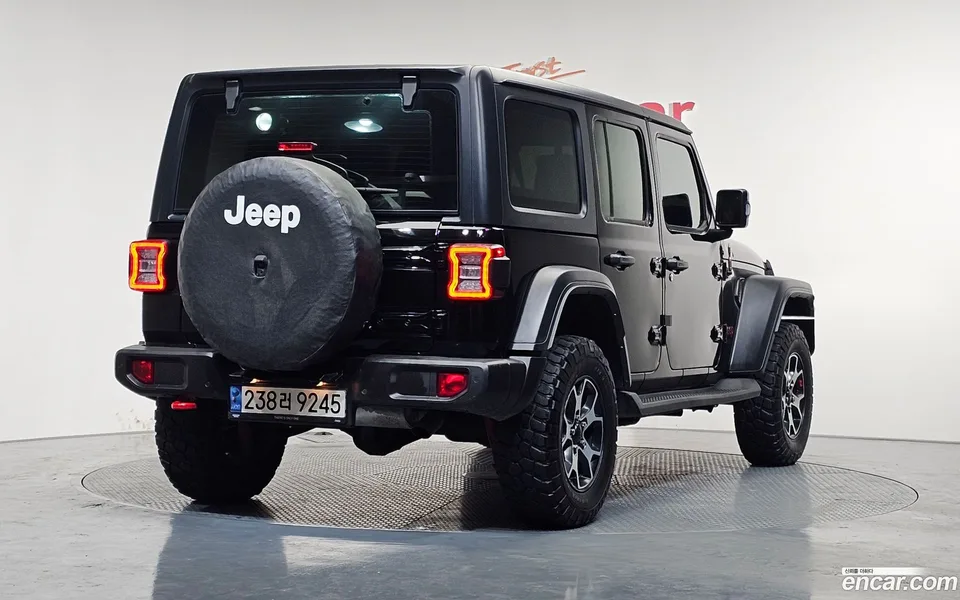 Jeep Wrangler 2.0 4 2022 — миниатюра 2