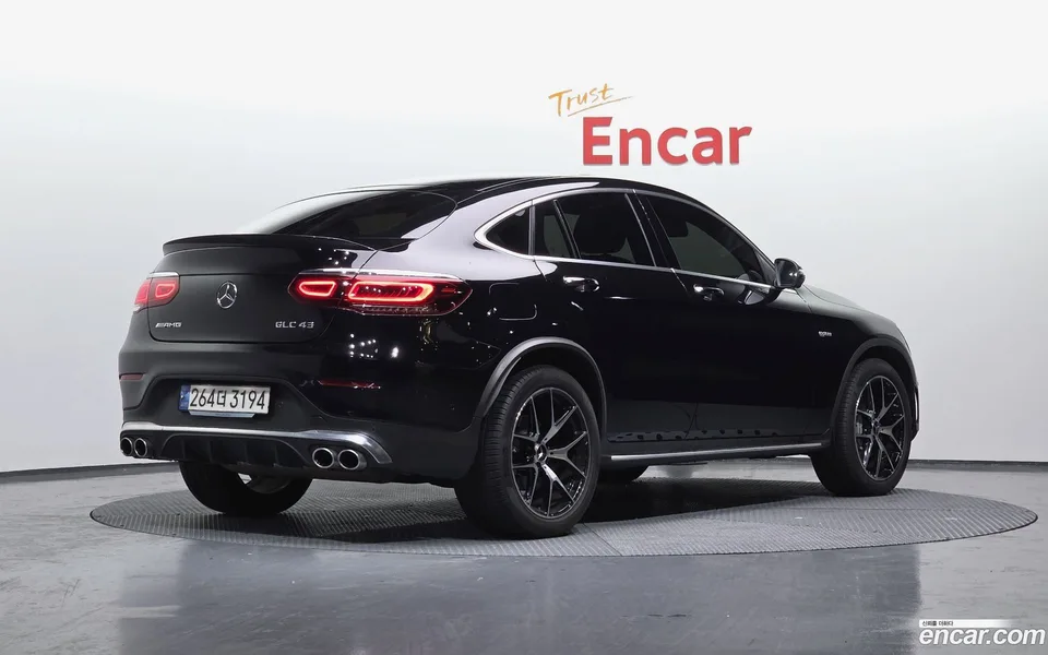Mercedes-Benz GLC-Class AMG GLC43 4MATIC 2023 — миниатюра 2