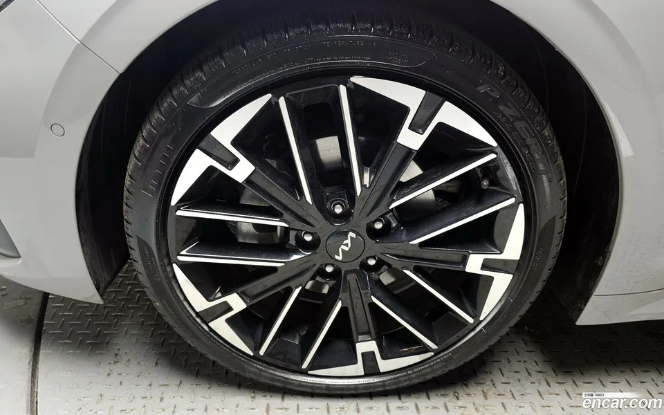 Kia K5 1.6 2024 — миниатюра 5