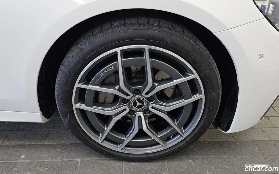 Mercedes-Benz E-Class E220d 4MATIC AMG Line 2022 — миниатюра 5