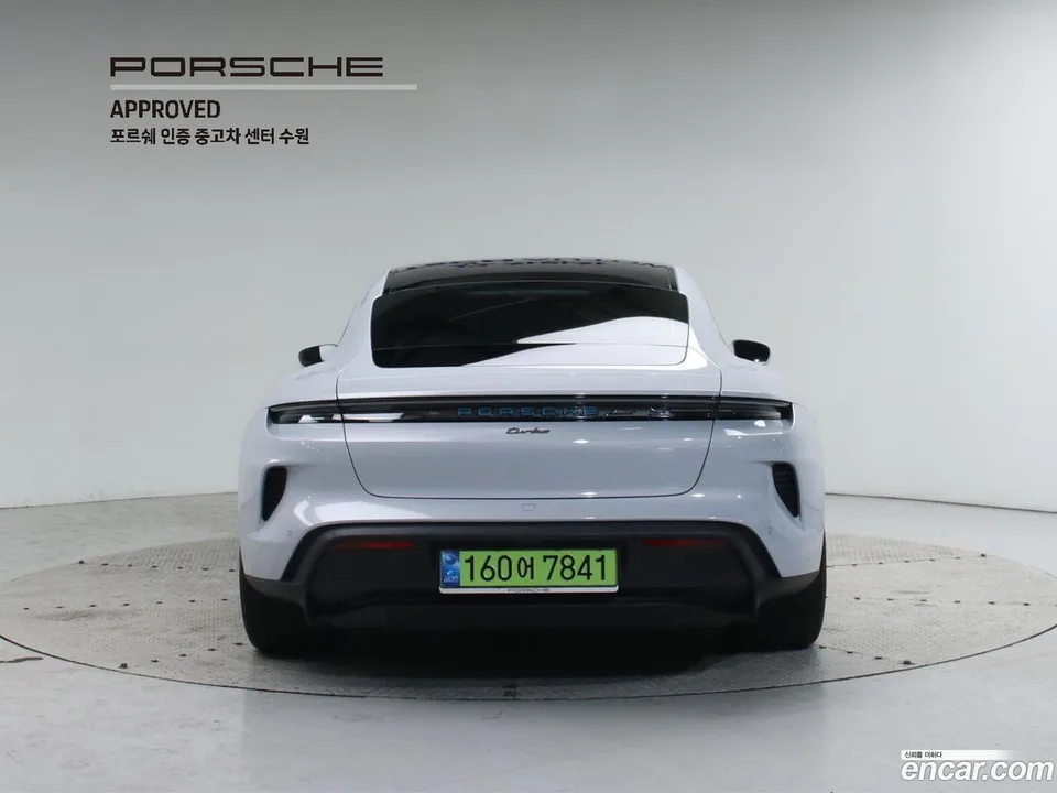 Porsche Taycan 2025 — миниатюра 4