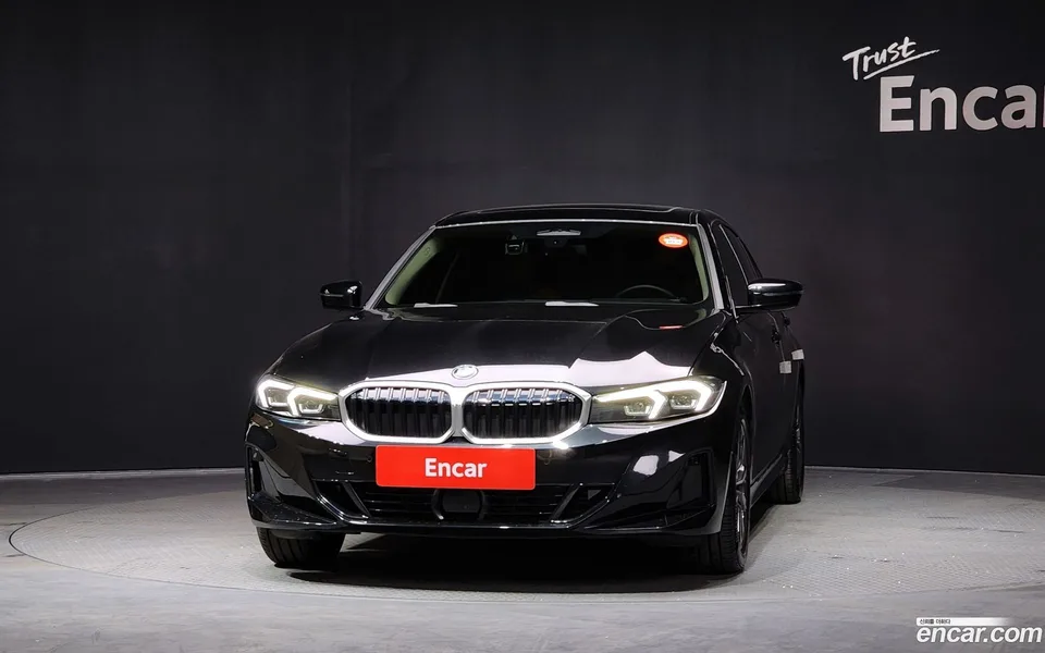 BMW 3 Series 320i 2023 — миниатюра 3