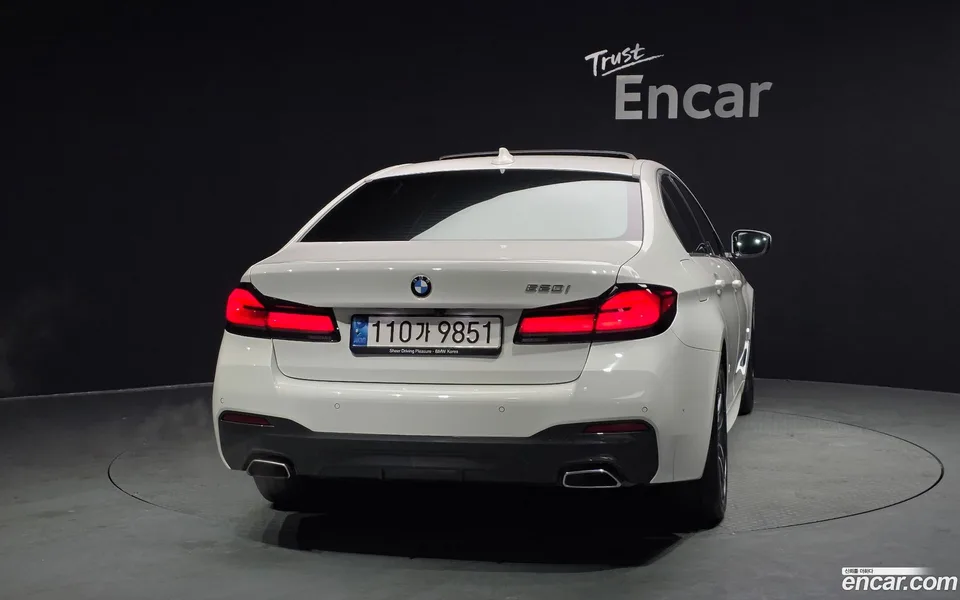 BMW 5 Series 520i M 2022 — миниатюра 4