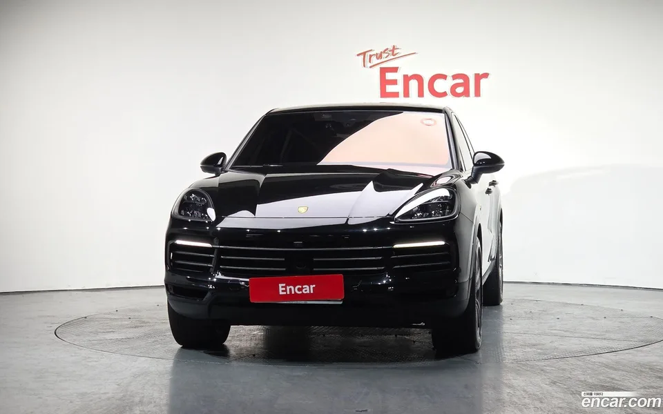 Porsche Cayenne 3.0 E- 2022 — миниатюра 3