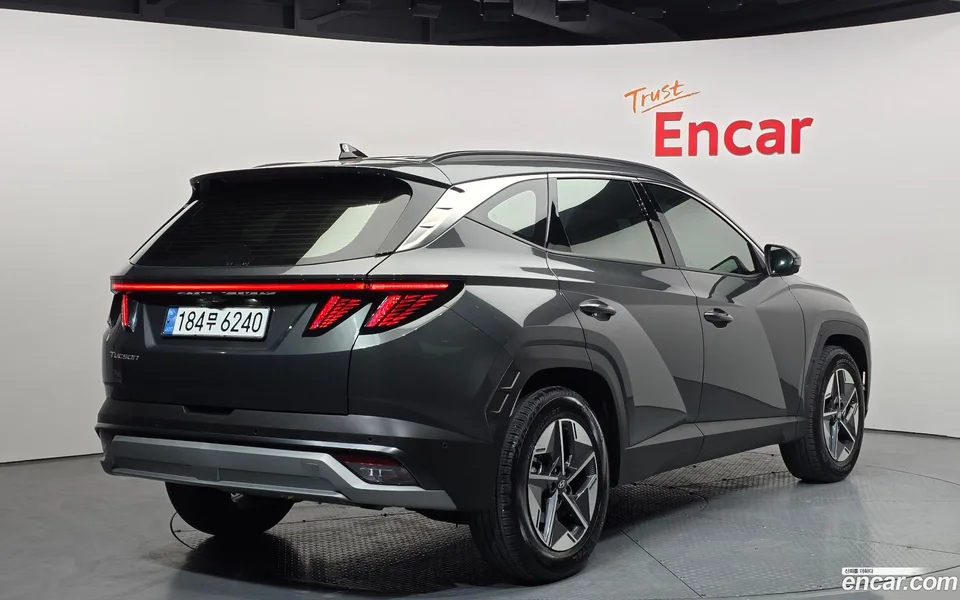 Hyundai Tucson Hybrid NX4 HEV 1.6 2WD 2025 — миниатюра 2