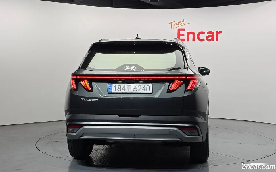 Hyundai Tucson Hybrid NX4 HEV 1.6 2WD 2025 — миниатюра 4