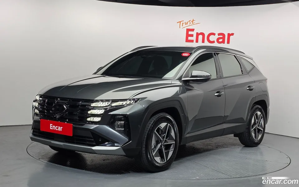 Hyundai Tucson Hybrid NX4 HEV 1.6 2WD 2025 — фото 1, купить с доставкой в Москву