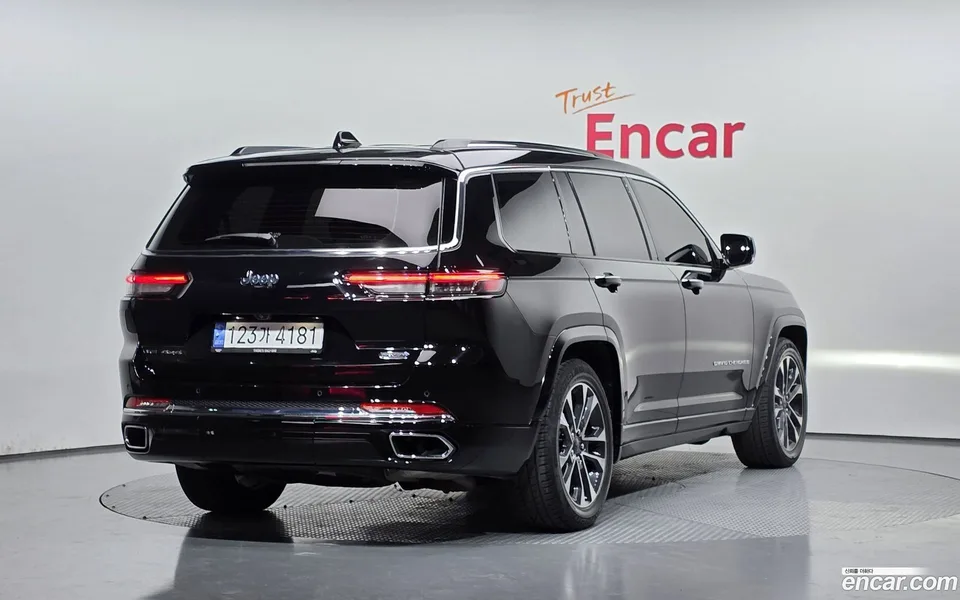 Jeep Grand Cherokee L 3.6 2022 — миниатюра 2
