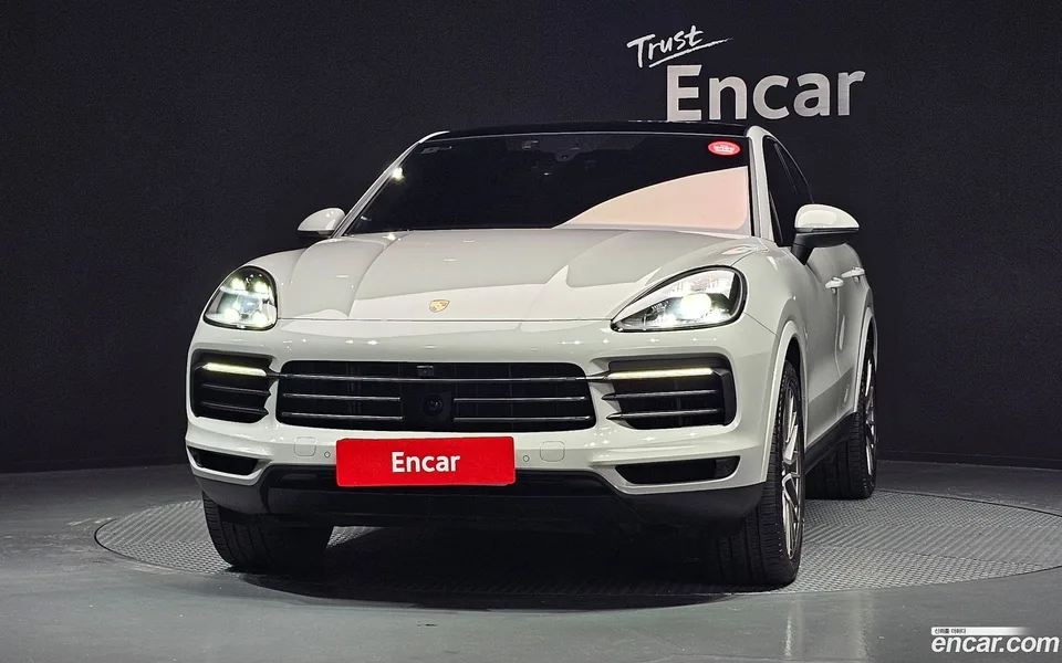 Porsche Cayenne 3.0 2022 — миниатюра 2