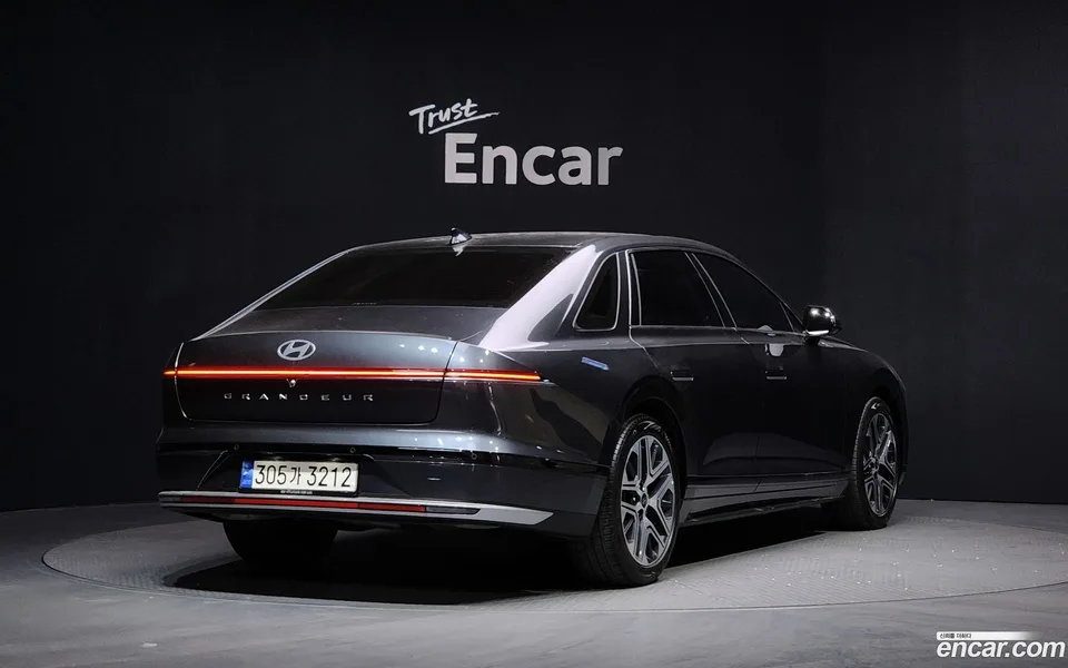 Hyundai Grandeur 2.5 2WD 2024 — миниатюра 2