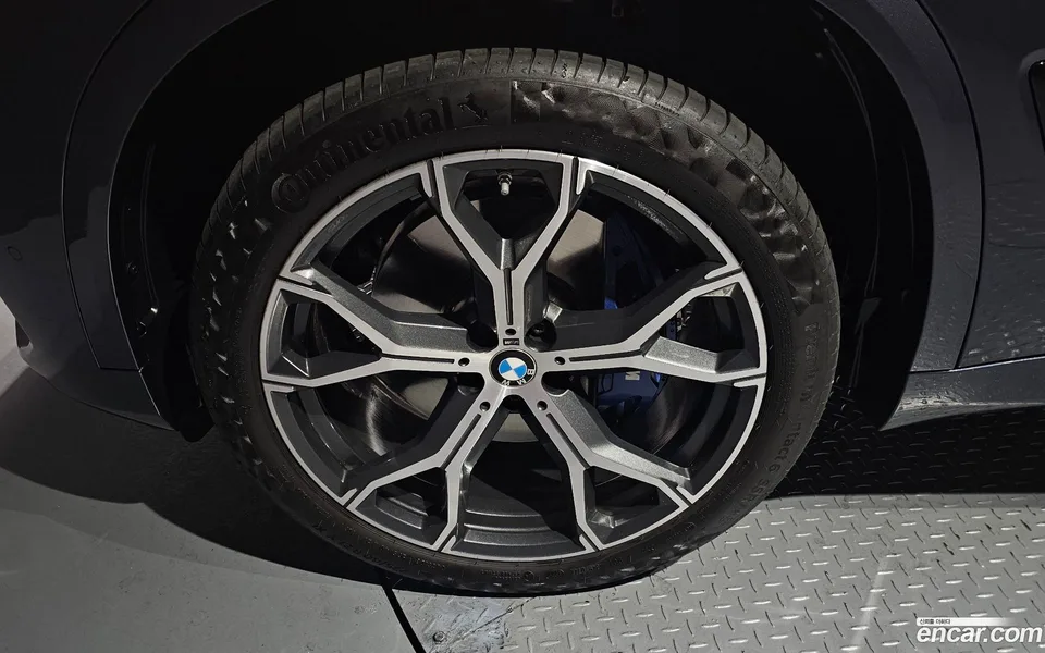 BMW X5 xDrive 30d M 2022 — миниатюра 5