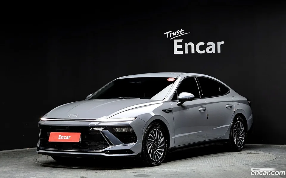 Hyundai Sonata The Edge Hybrid 2023 — фото 1, купить с доставкой в Москву