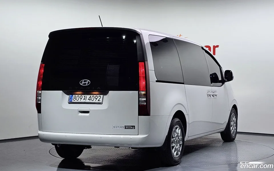 Hyundai Staria 3 2025 — миниатюра 2