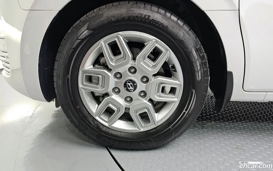 Hyundai Staria 3 2025 — миниатюра 5