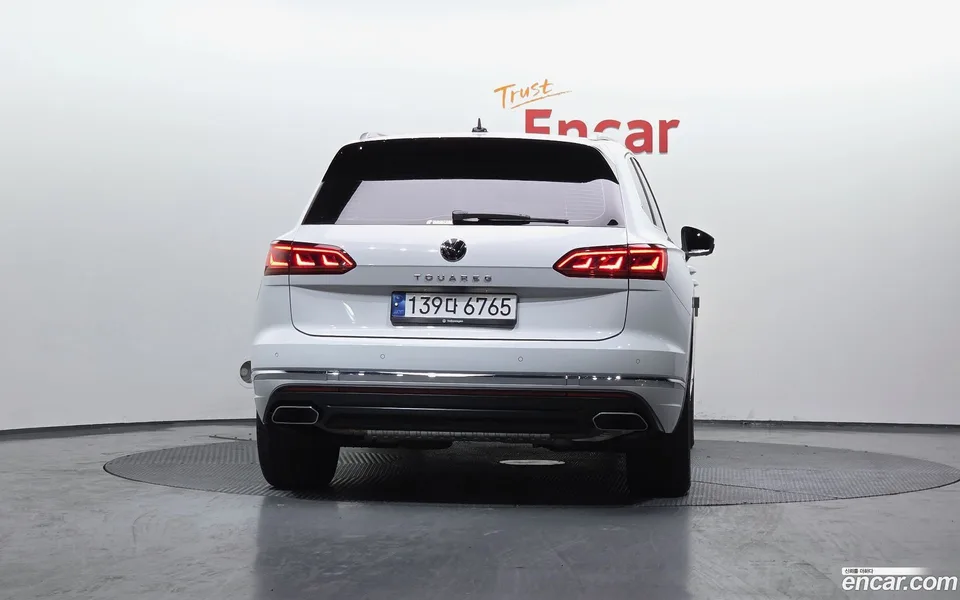 Volkswagen Touareg 3.0 TDI 2023 — миниатюра 4