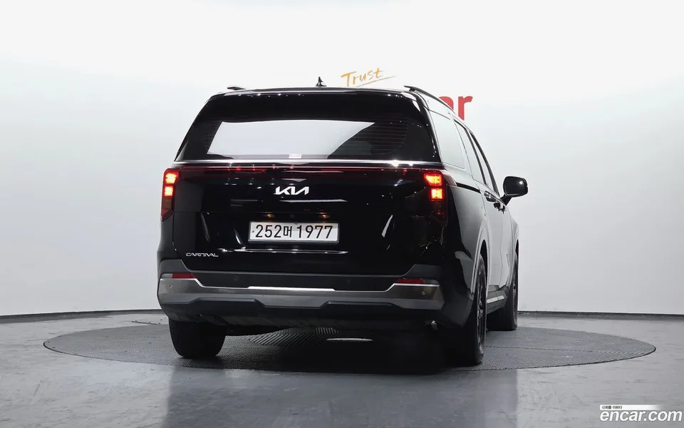 Kia Carnival 9 2023 — миниатюра 4