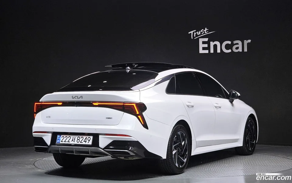 Kia K5 Hybrid 2024 — миниатюра 2