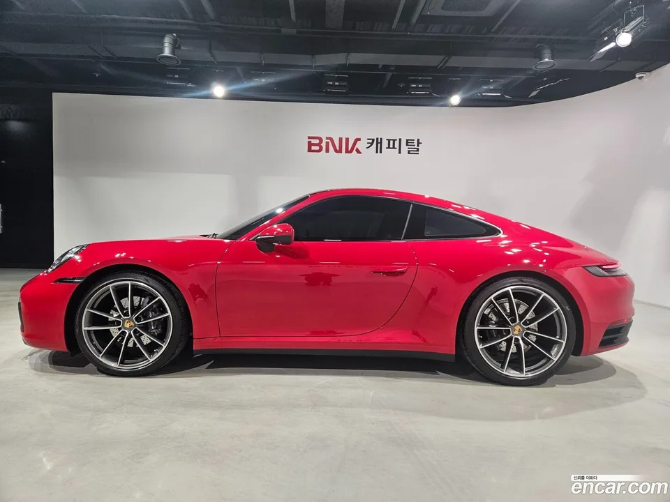 Porsche 911 (992) 2023 — миниатюра 4