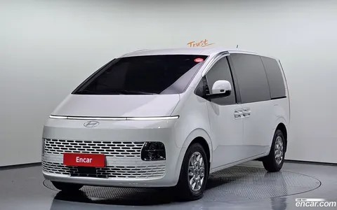 Hyundai Staria 2025 купить в Москве