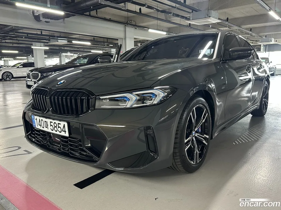 BMW 3 Series 320i M 2025 — фото 1, купить с доставкой в Москву