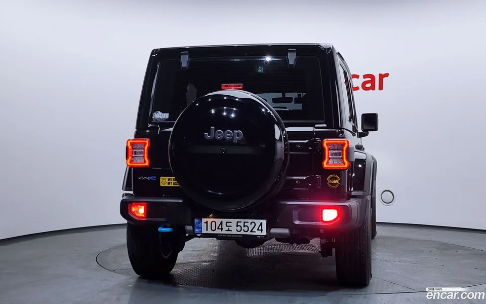 Jeep Wrangler 2.0 4 4xe 2022 — миниатюра 4