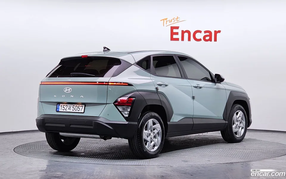 Hyundai Kona 1.6 2WD 2023 — миниатюра 2