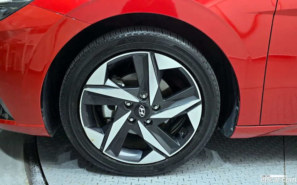 Hyundai Avante Hybrid 2022 — миниатюра 5