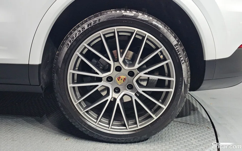 Porsche Cayenne 3.0 2023 — миниатюра 5