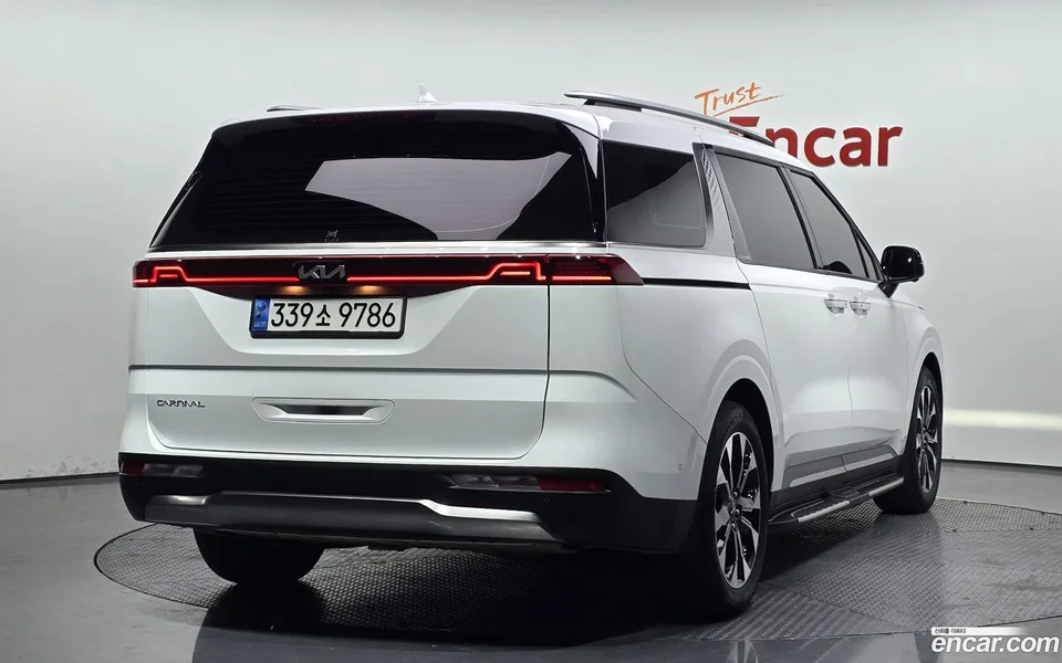 Kia Carnival 9 2022 — миниатюра 2