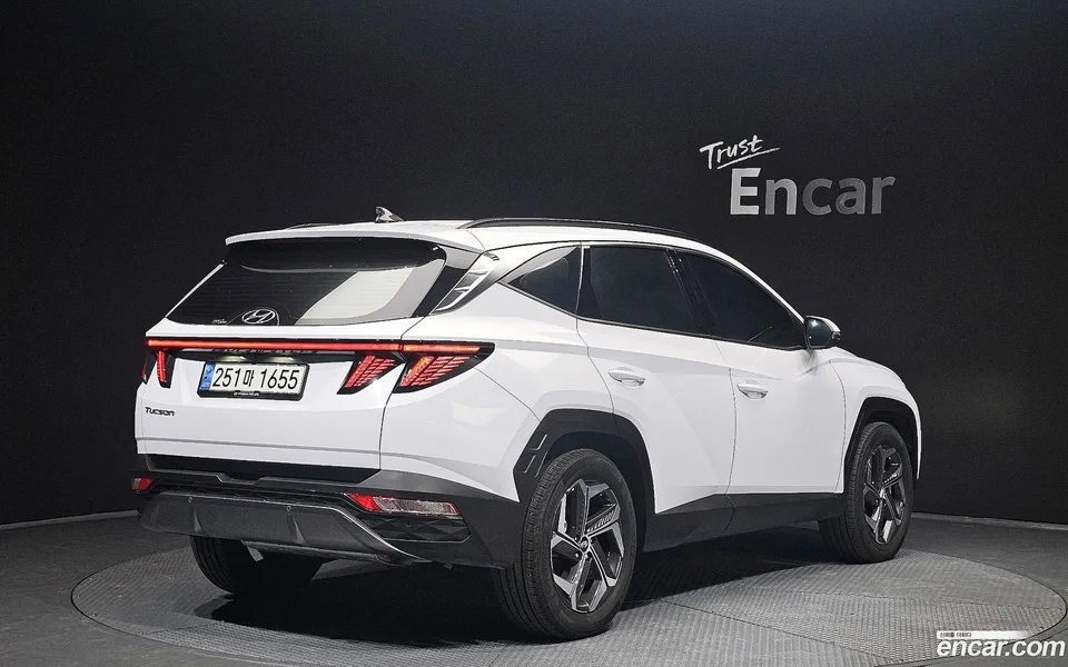 Hyundai Tucson 1.6 2WD 2023 — миниатюра 2