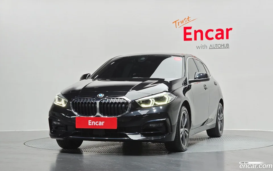 BMW 1 Series 120i 2023 — миниатюра 3