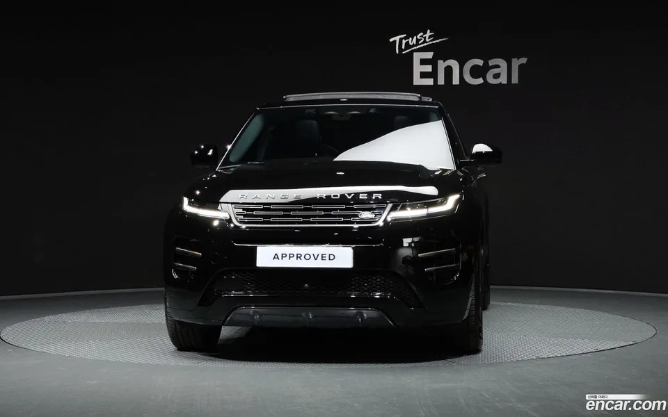 Land Rover Range Rover Evoque P250 SE 2025 — миниатюра 3