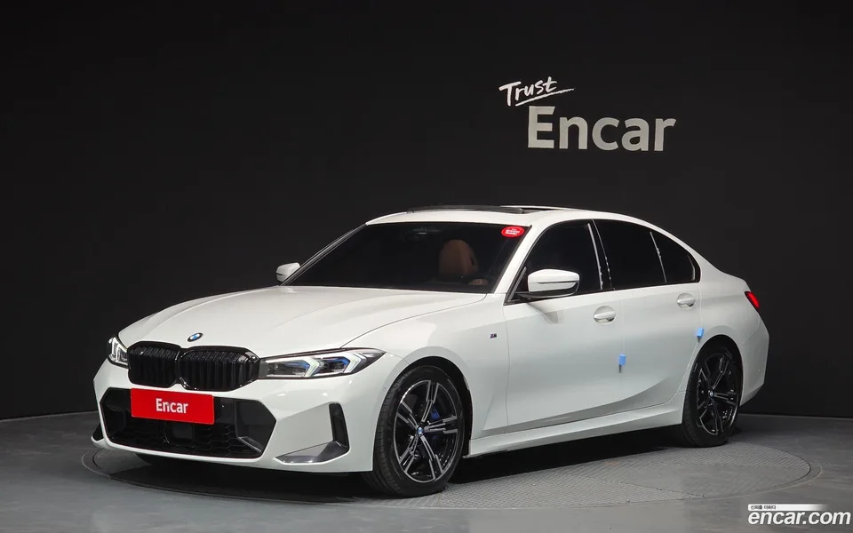 BMW 3 Series (G20) 320i M 2023 — фото 1, купить с доставкой в Москву