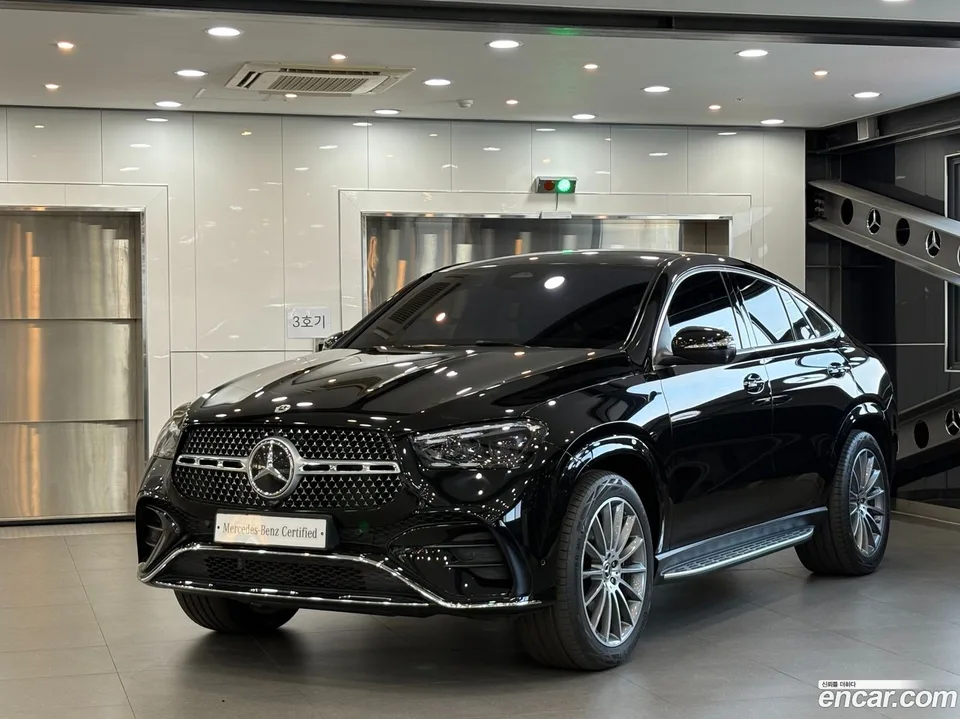 Mercedes-Benz GLE-Class GLE450 4MATIC 2025 — фото 1, купить с доставкой в Москву