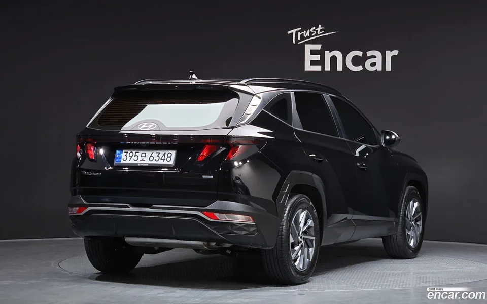 Hyundai Tucson 1.6 4WD 2022 — миниатюра 2
