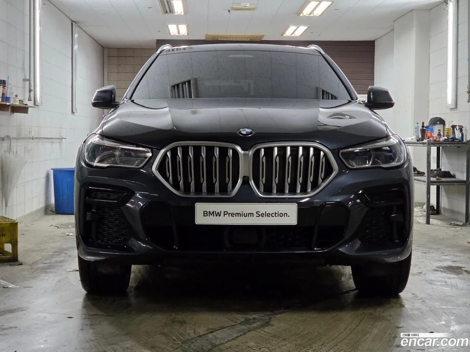 BMW X6 xDrive40i M 2022 — миниатюра 3