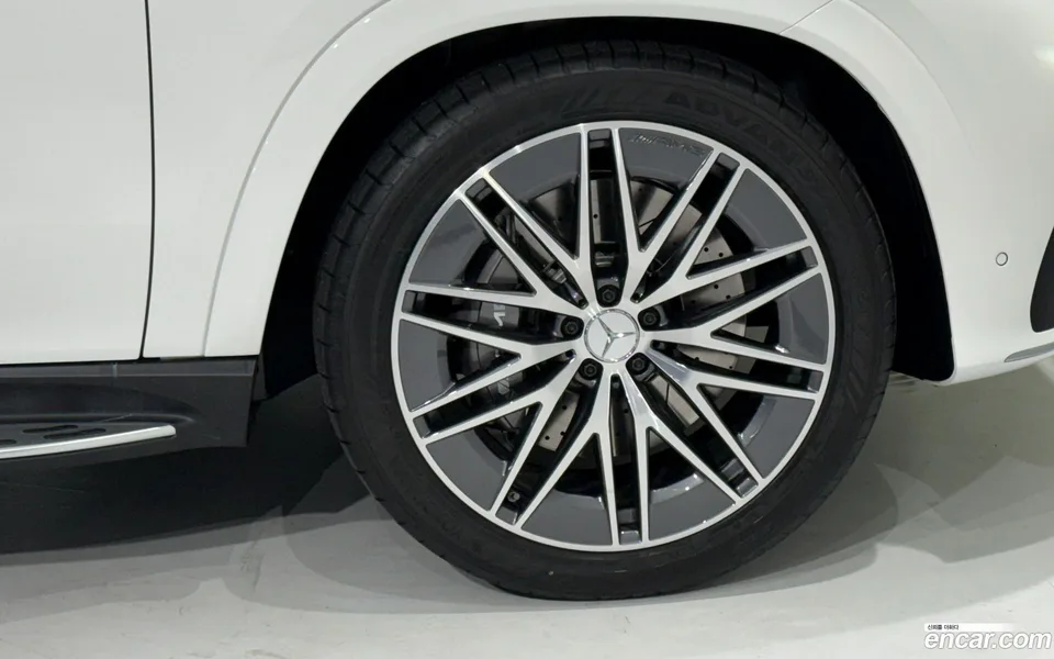 Mercedes-Benz GLE-Class AMG GLE53 4MATIC+ 2025 — миниатюра 5