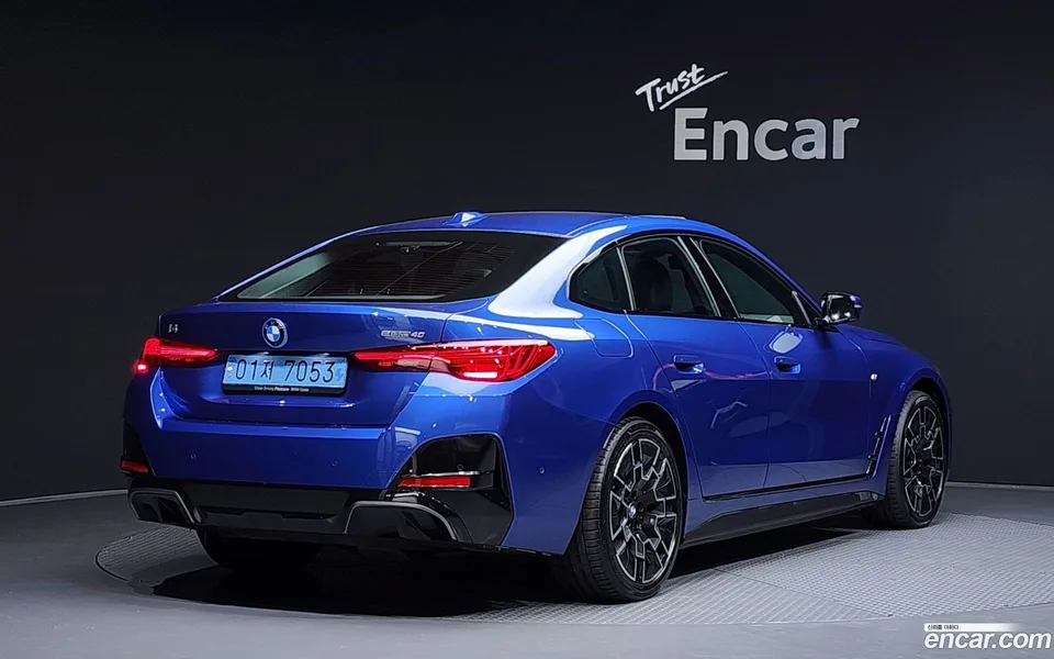 BMW i4 eDrive40 M 2025 — миниатюра 2