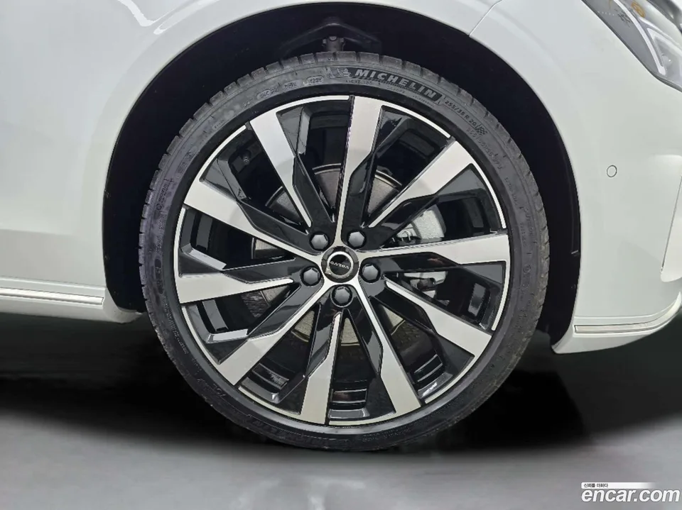 Volvo S90 B5 2025 — миниатюра 5