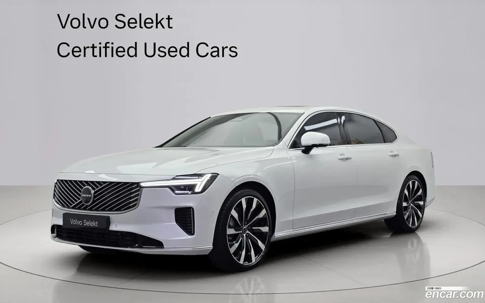 Volvo S90 B5 2025 — фото 1, купить с доставкой в Москву