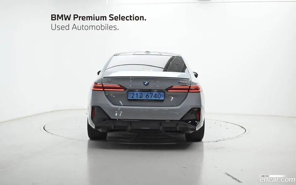 BMW i5 M60 xDrive 2023 — миниатюра 4