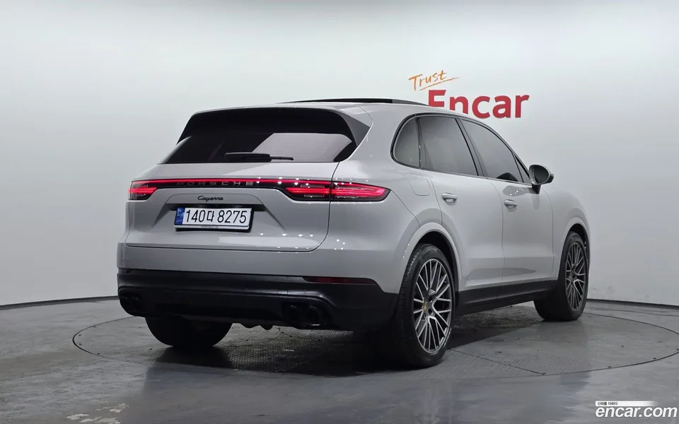 Porsche Cayenne 3.0 2022 — миниатюра 2