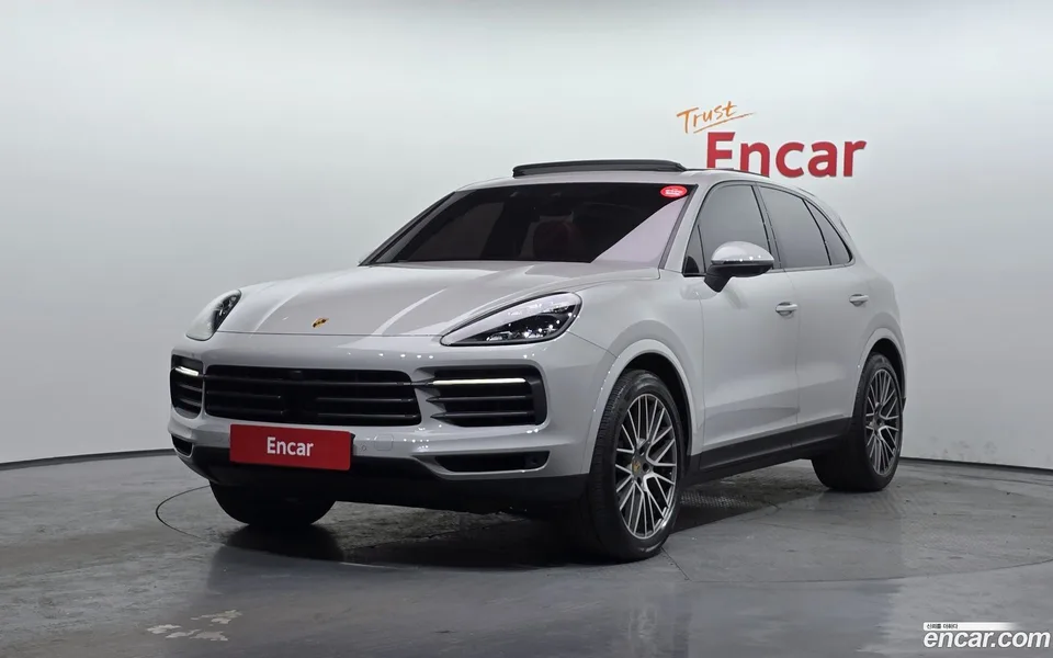 Porsche Cayenne 3.0 2022 — фото 1, купить с доставкой в Москву