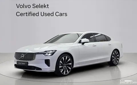 Volvo S90 2025 купить в Москве