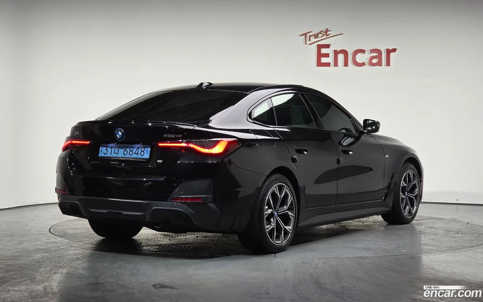 BMW i4 eDrive40 M 2024 — миниатюра 2
