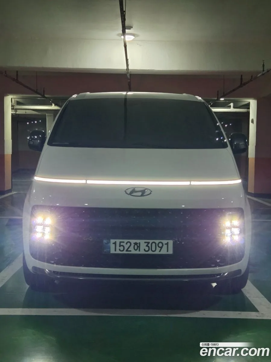 Hyundai Staria L3.5 7 2024 — миниатюра 5