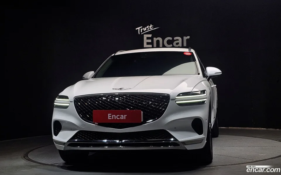 Genesis GV70 2.5T 2WD 2023 — миниатюра 3