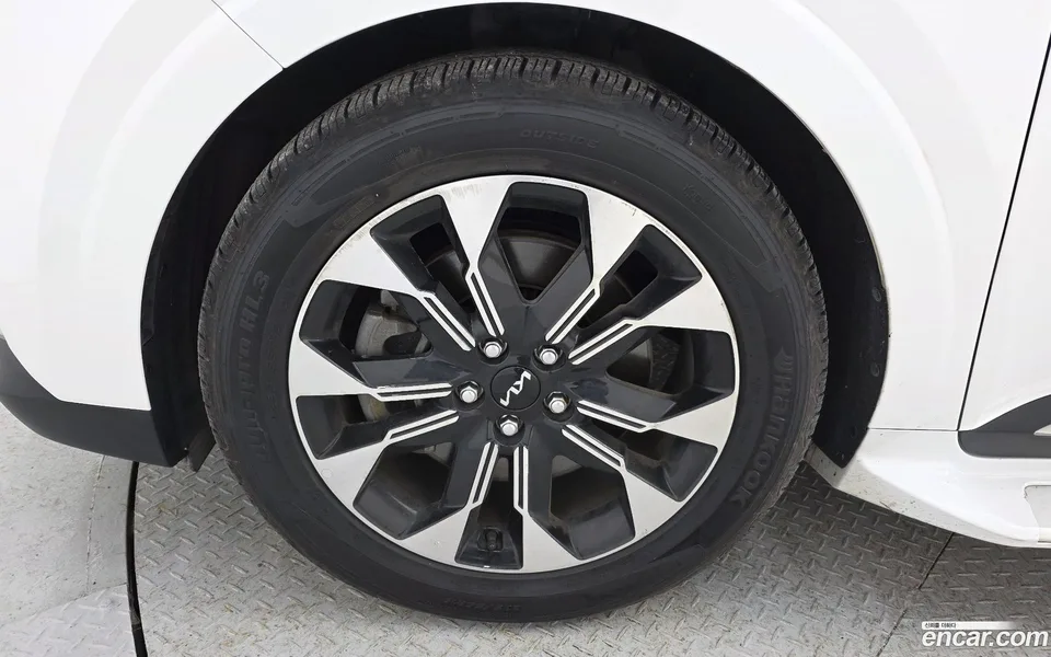 Kia Carnival 9 2023 — миниатюра 5