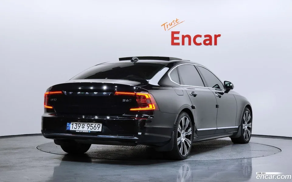 Volvo S90 B6 AWD 2022 — миниатюра 2